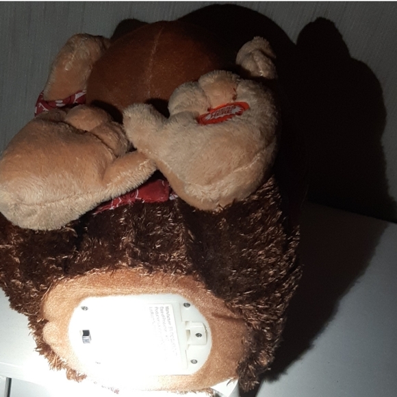 NEW W/ 3 TAGS MUSICAL DANCING STUFFED ANIMAL MONKEY, PLAYS MUSIC - Picture 4 of 7
